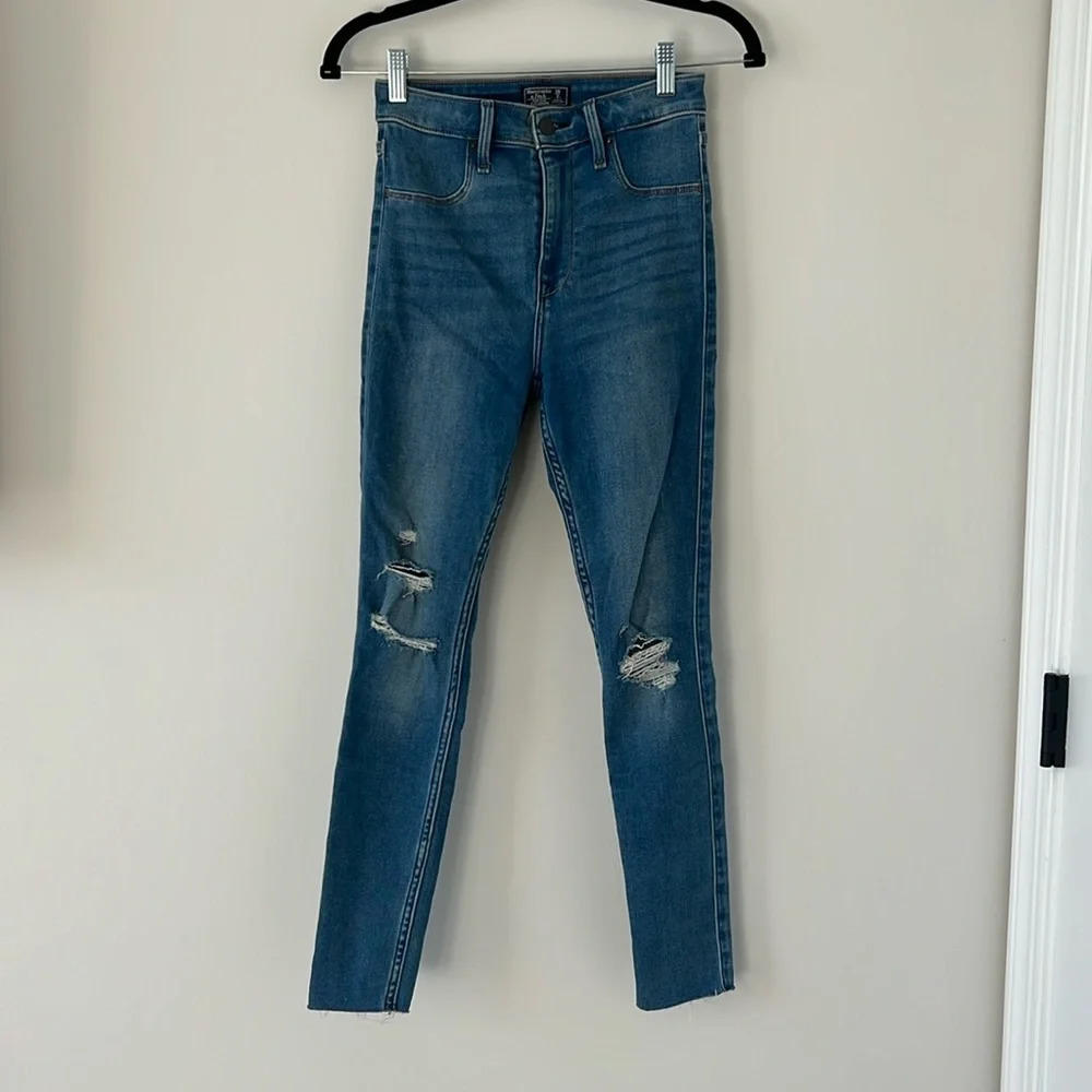 Abercrombie High Rise Jean Legging Ripped Jean 26 Raw Hem Frayed Distressed Pant